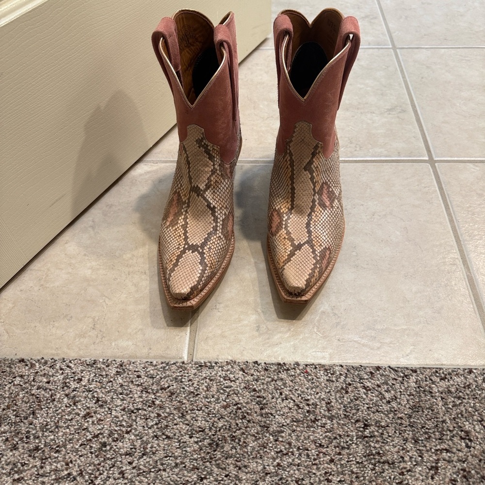 Stylish Snakeskin Ankle Boots